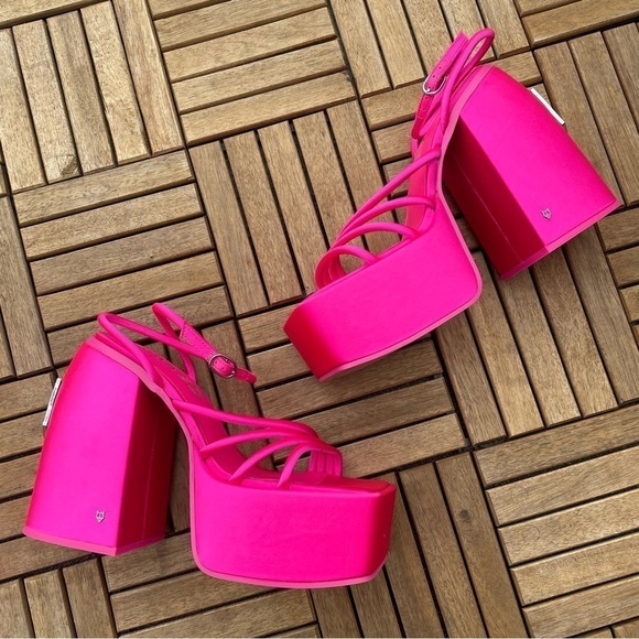 NEW! Naked Wolfe- Jennie Hot Pink Satin Platform Sandals With Heels Size 9 - Picture 6 of 15